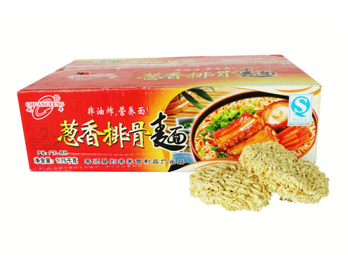 葱香排骨面